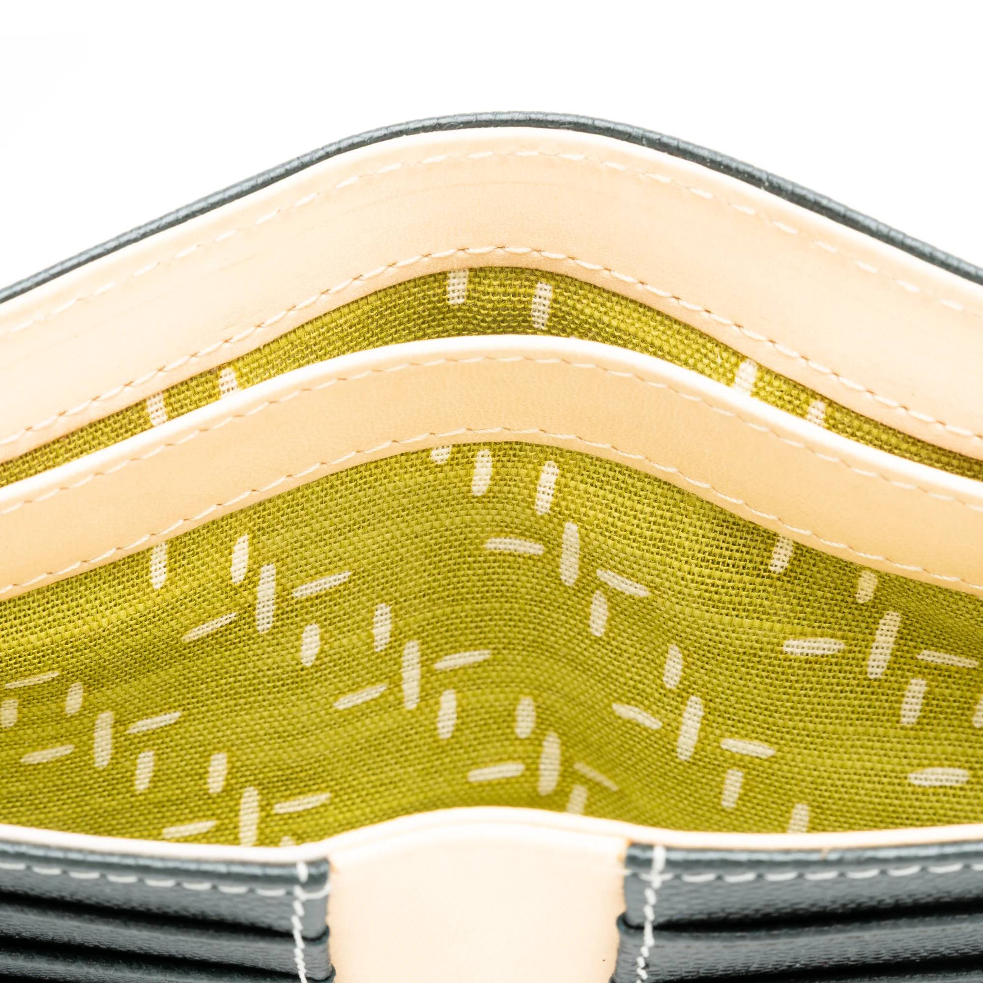 Camden Leather Wallet - Image 44