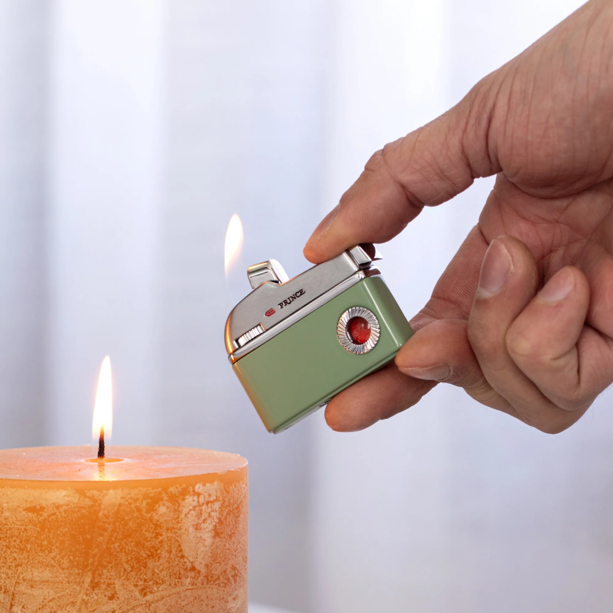 Dolphin Lighter - Image 22