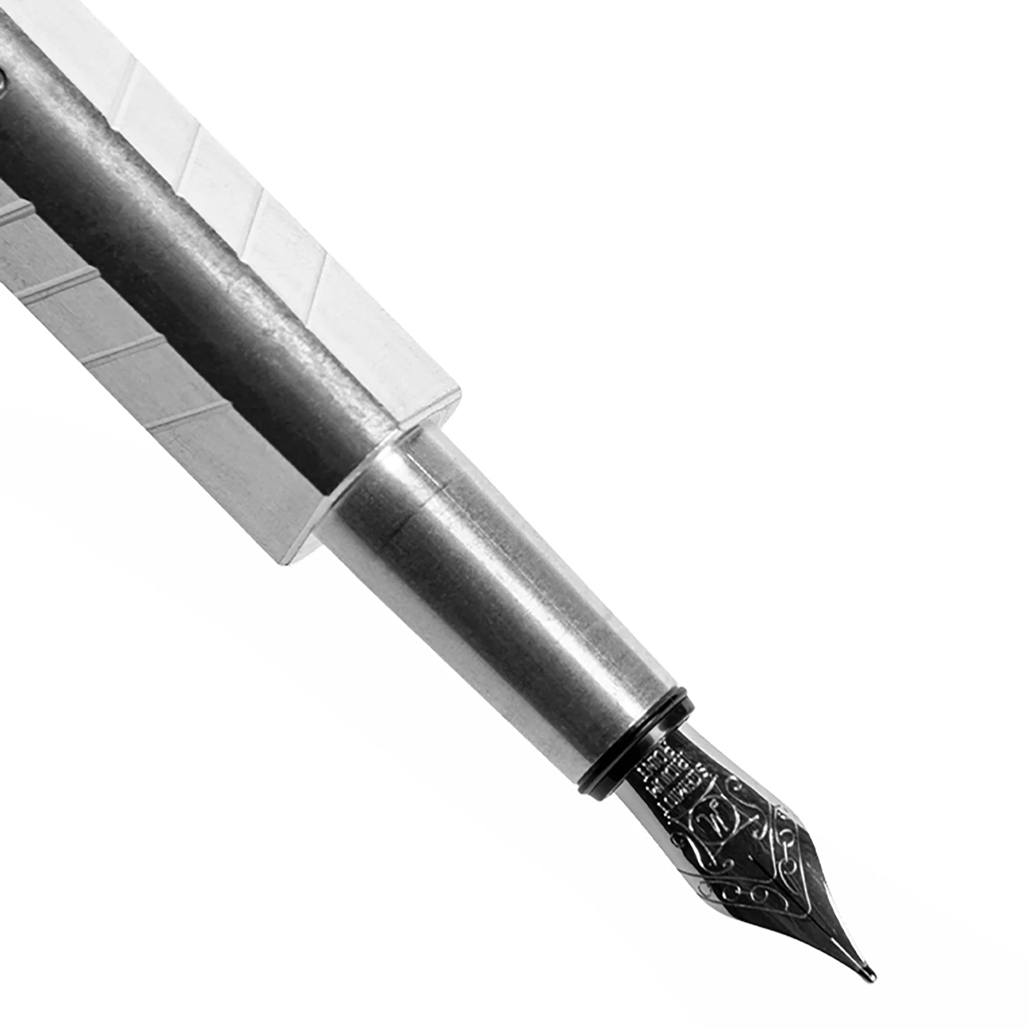 Tino Fountain Pen - Image 8